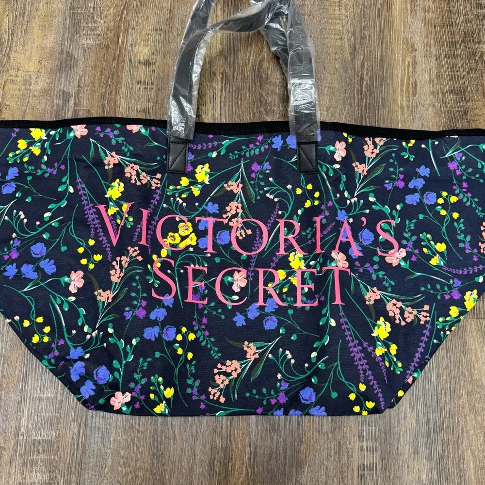 Victoria's‎ Secret Black Tote with Floral Design